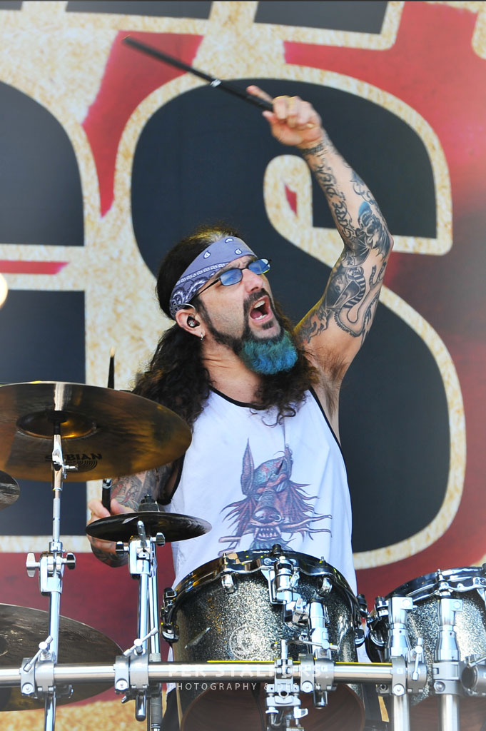 Mike Portnoy The Winary Dogs_2176